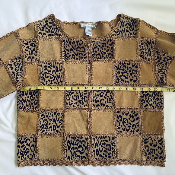 Vtg Boho Leather Shacket Jacket Crochet Patchwork Scalloped Hem Tan Leopard Sz M - Picture 7 of 13
